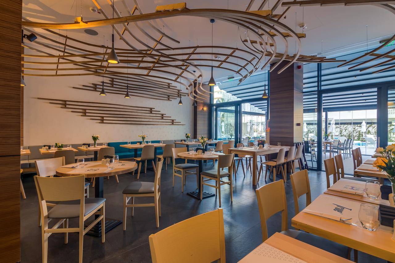 Nyota Hotel & Conference Center مامايا المظهر الخارجي الصورة