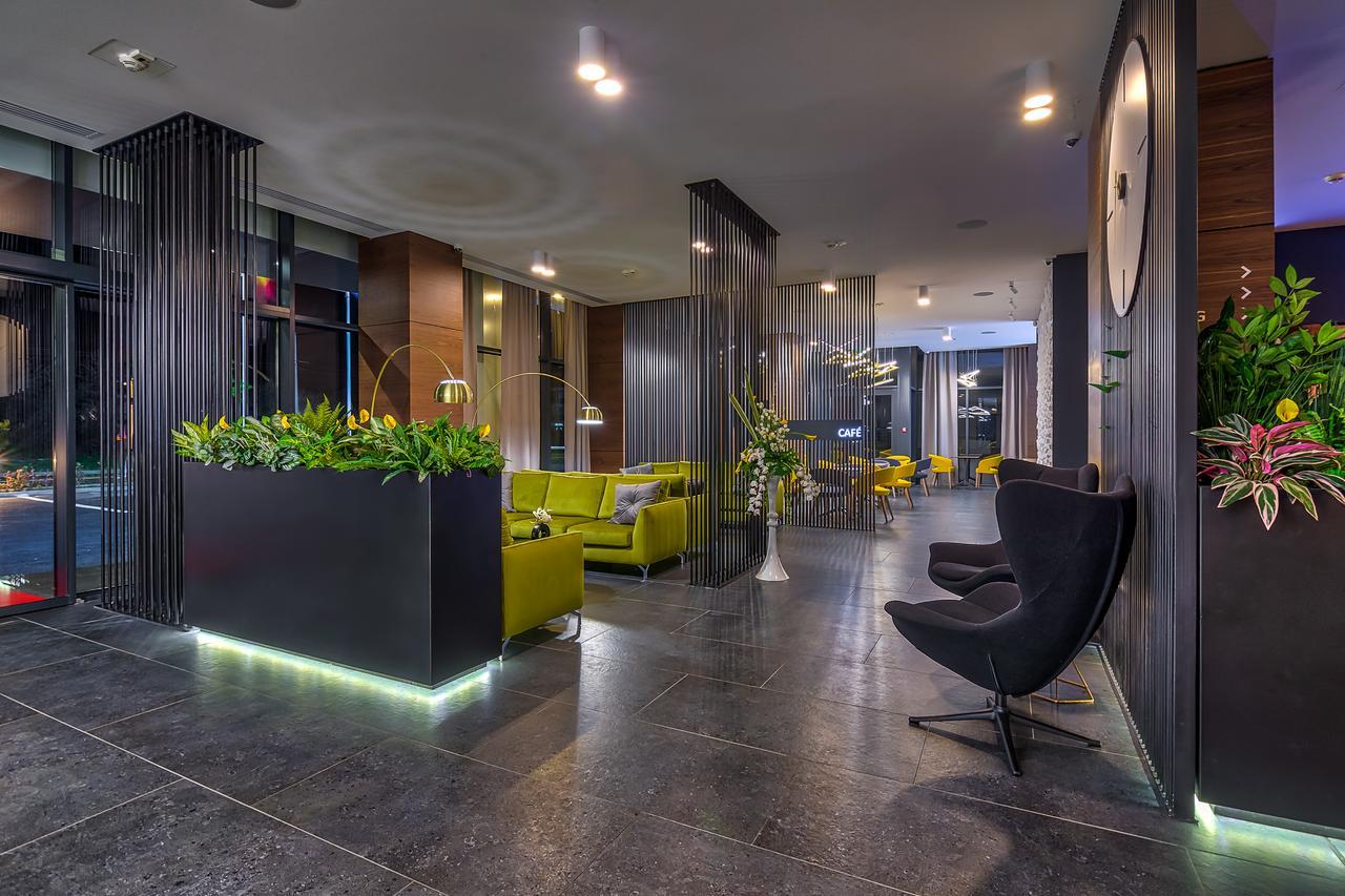 Nyota Hotel & Conference Center مامايا المظهر الخارجي الصورة