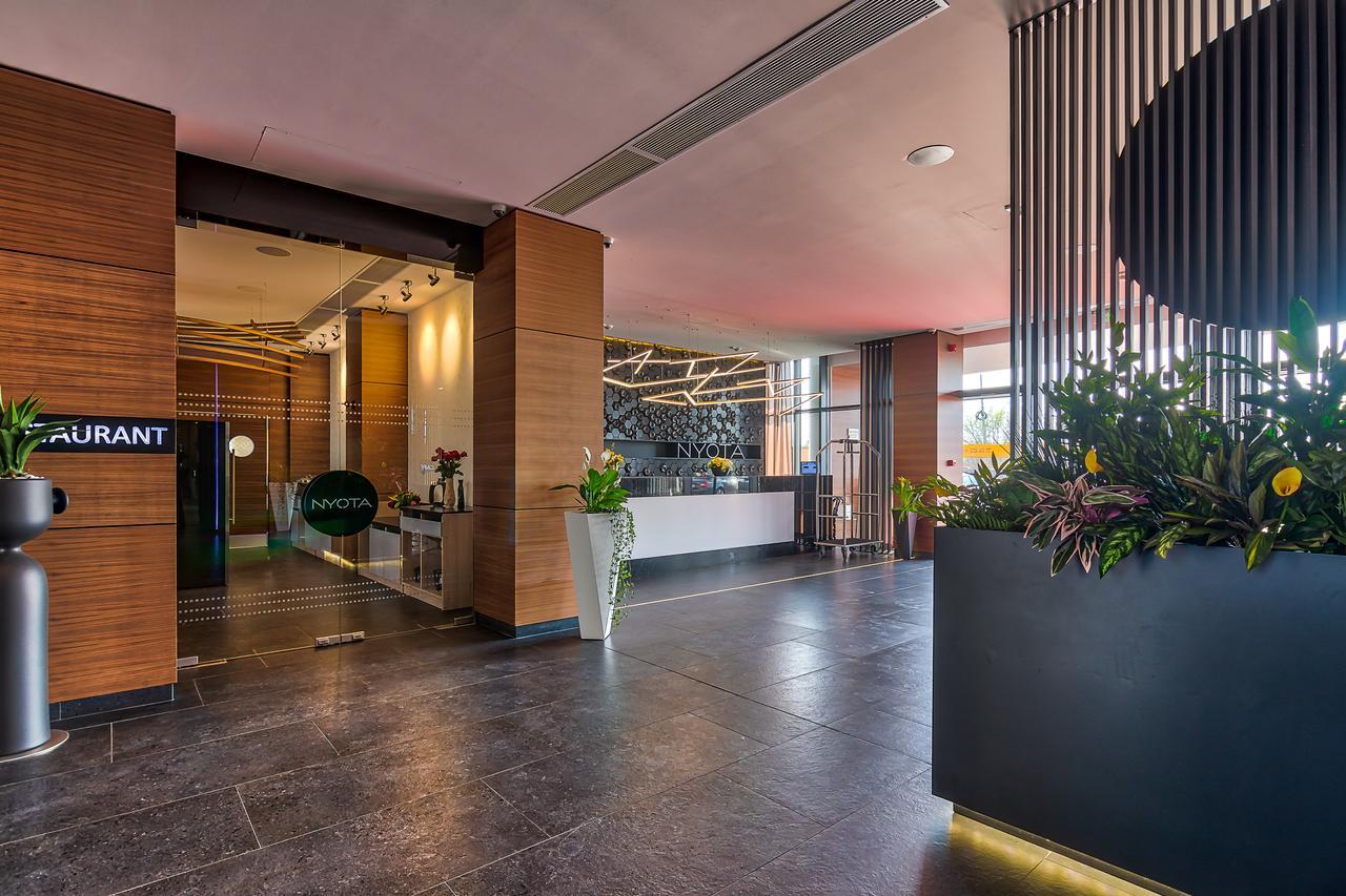Nyota Hotel & Conference Center مامايا المظهر الخارجي الصورة